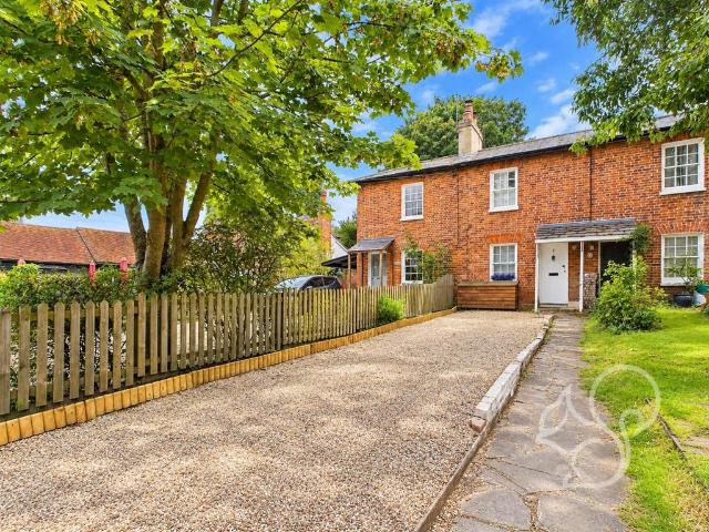 2 bedroom terraced house for sale