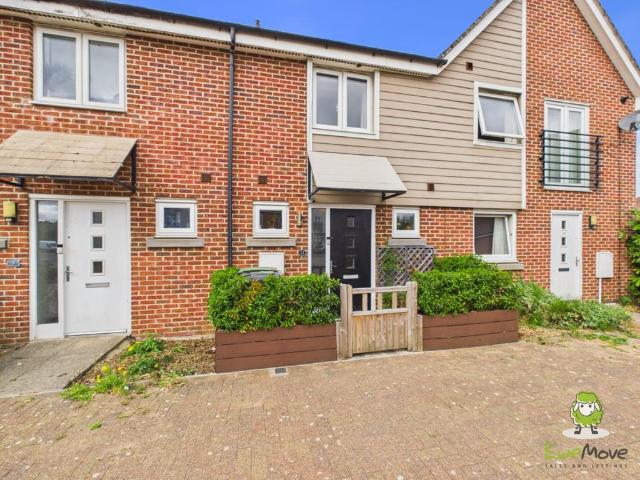 2 bedroom terraced house for sale
