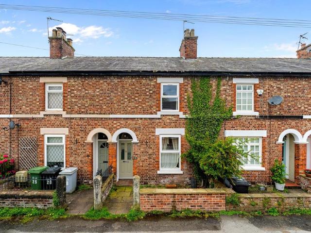 2 bedroom terraced house for sale