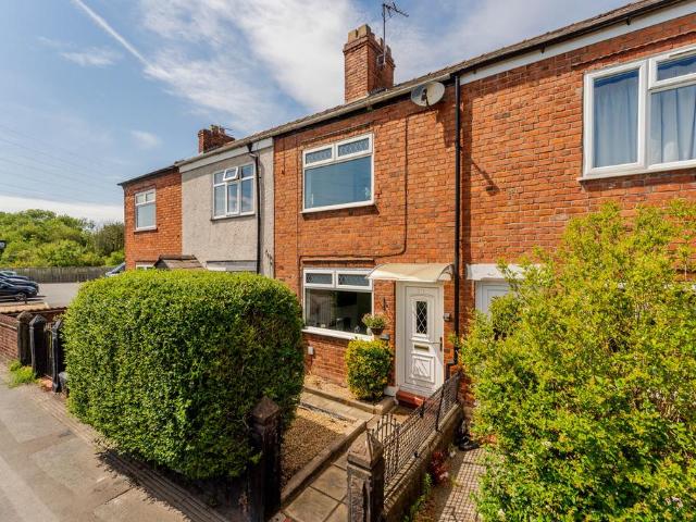 2 bedroom terraced house for sale
