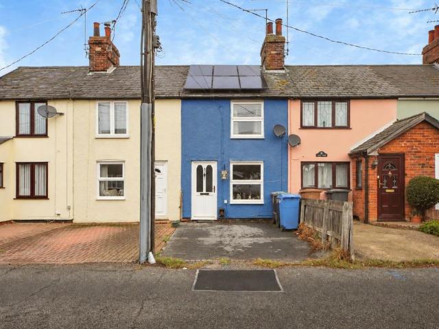 2 bedroom terraced house for sale