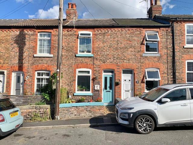 2 bedroom terraced house for sale