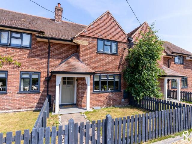 2 bedroom terraced house for sale