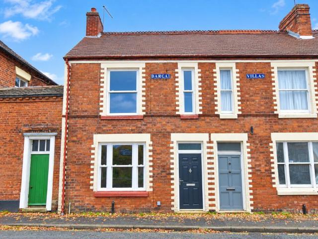 2 bedroom terraced house for sale