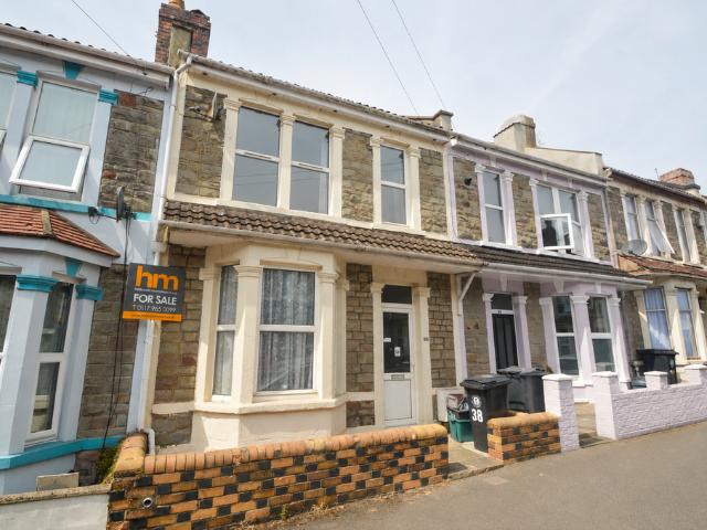 2 bedroom terraced house for sale