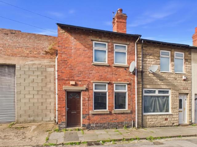2 bedroom terraced house for sale
