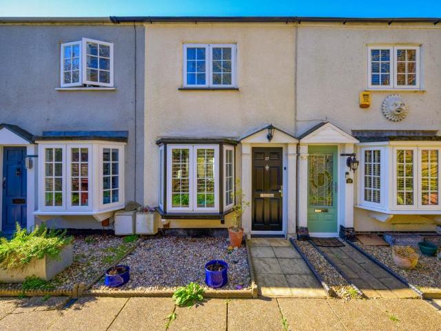 2 bedroom terraced house for sale