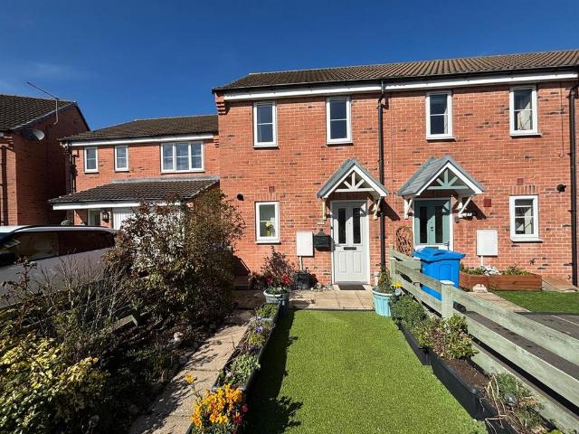 2 bedroom terraced house for sale
