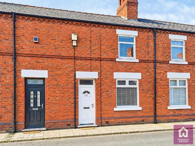 2 bedroom terraced house for sale