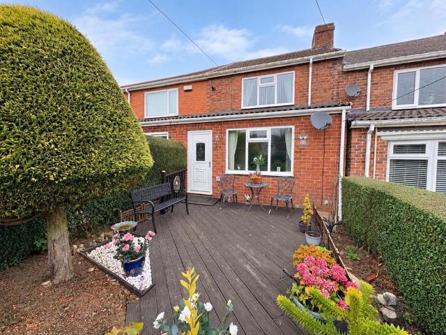 2 bedroom terraced house for sale