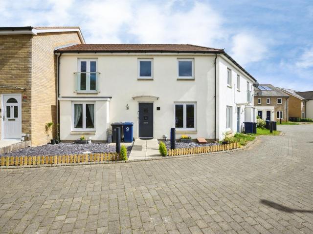 2 bedroom terraced house for sale
