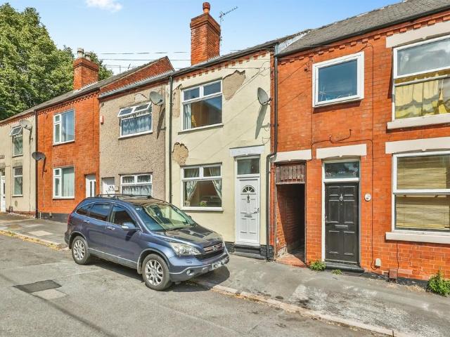 2 bedroom terraced house for sale