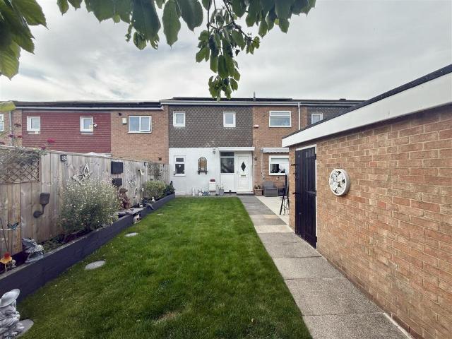 2 bedroom terraced house for sale