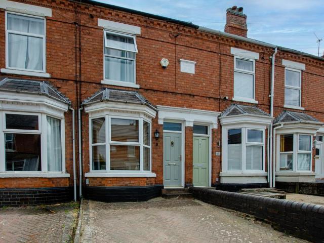 2 bedroom terraced house for sale