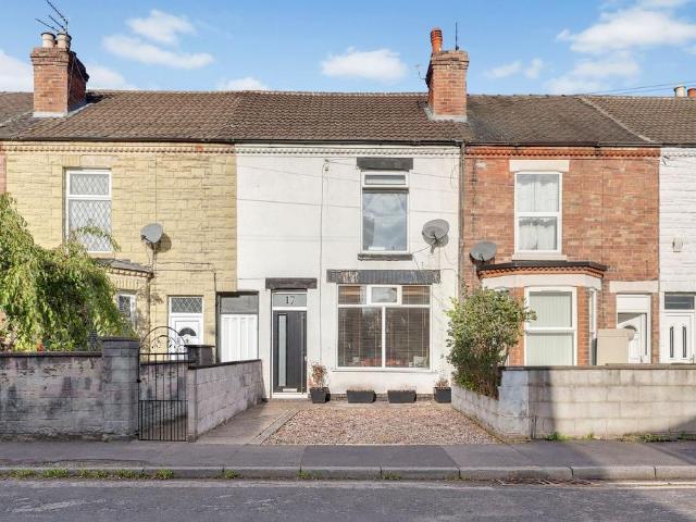 2 bedroom terraced house for sale