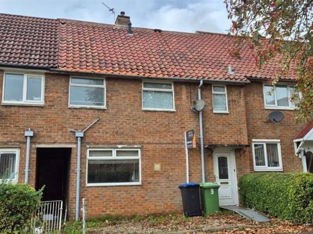 2 bedroom terraced house for sale