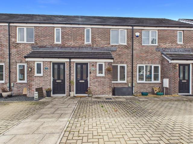 2 bedroom terraced house for sale