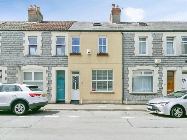 2 bedroom terraced house for sale