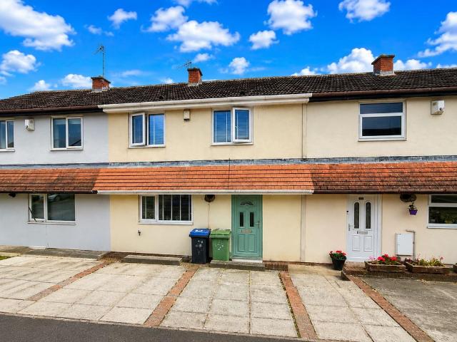 2 bedroom terraced house for sale