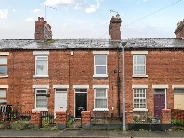2 bedroom terraced house for sale
