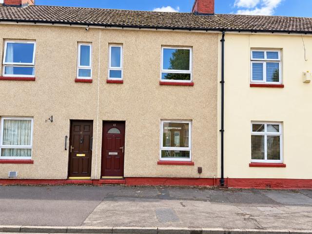 2 bedroom terraced house for sale
