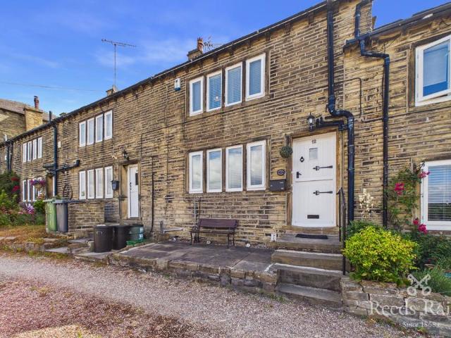 2 bedroom terraced house for sale