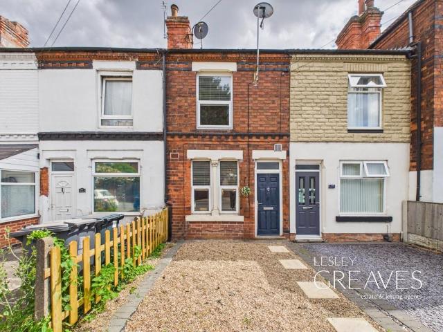 2 bedroom terraced house for sale