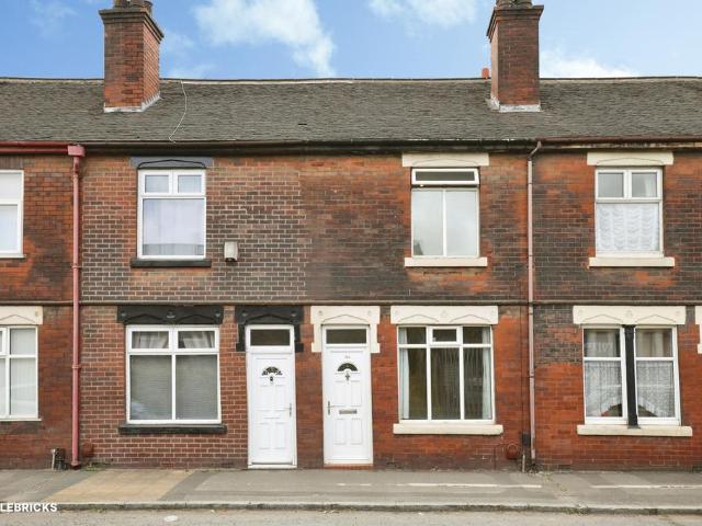 2 bedroom terraced house for sale