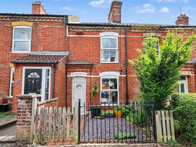 2 bedroom terraced house for sale