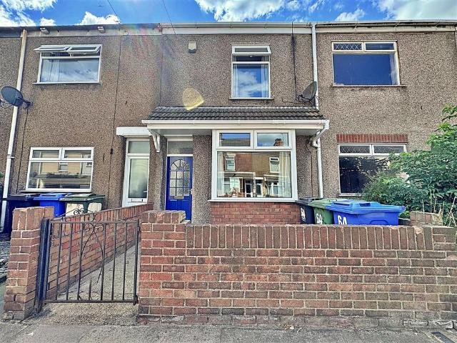2 bedroom terraced house for sale