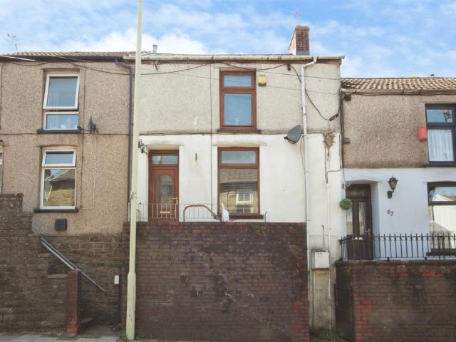2 bedroom terraced house for sale