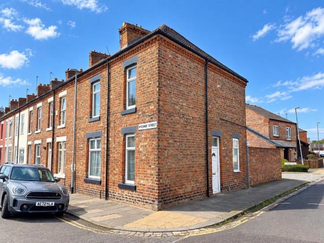 2 bedroom terraced house for sale