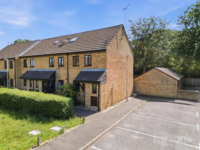 2 bedroom terraced house for sale