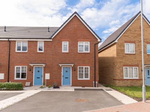 2 bedroom terraced house for sale