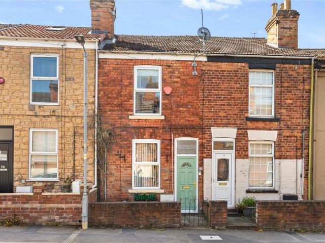 2 bedroom terraced house for sale