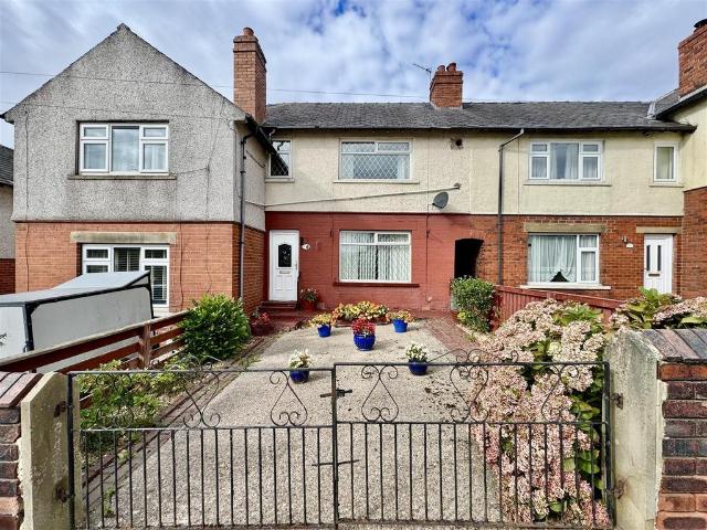 2 bedroom terraced house for sale