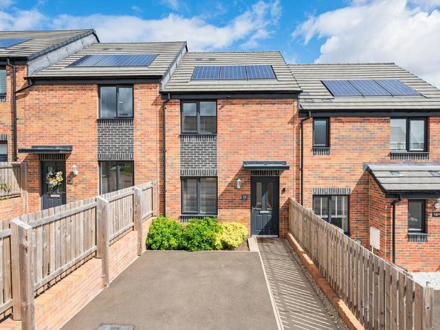 2 bedroom terraced house for sale