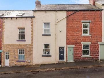 2 bedroom terraced house for sale
