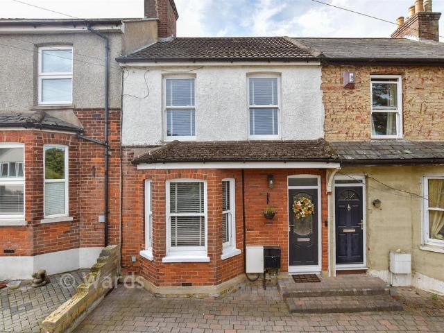 2 bedroom terraced house for sale