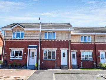 2 bedroom terraced house for sale