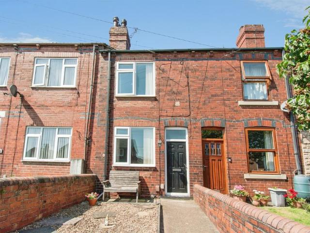 2 bedroom terraced house for sale