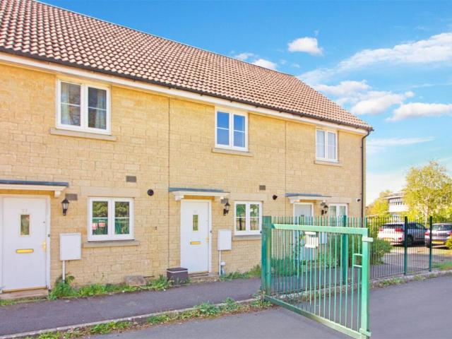 2 bedroom terraced house for sale