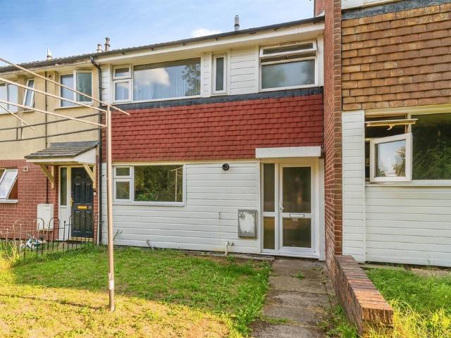 2 bedroom terraced house for sale