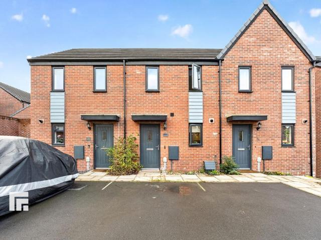 2 bedroom terraced house for sale