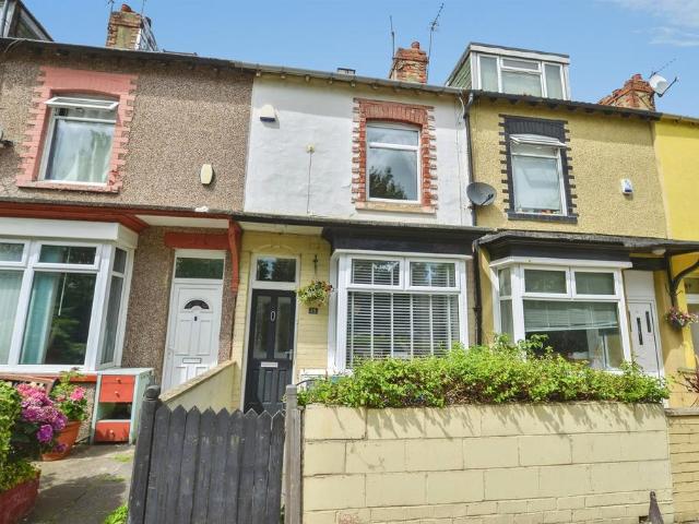 2 bedroom terraced house for sale