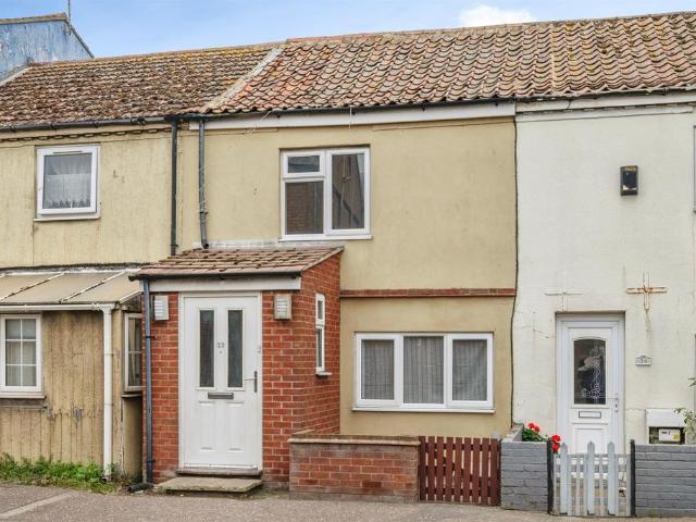 2 bedroom terraced house for sale