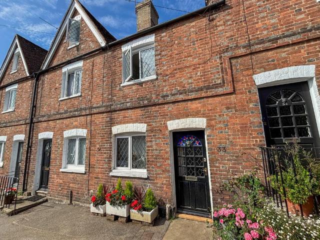 2 bedroom terraced house for sale