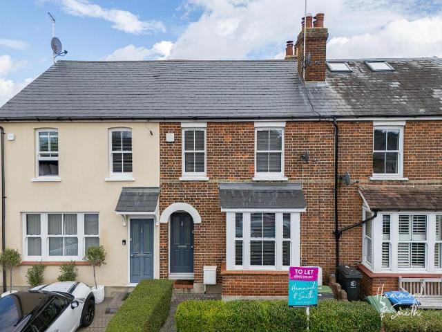 2 bedroom terraced house for sale