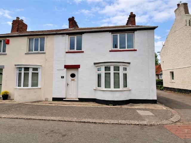 2 bedroom terraced house for sale