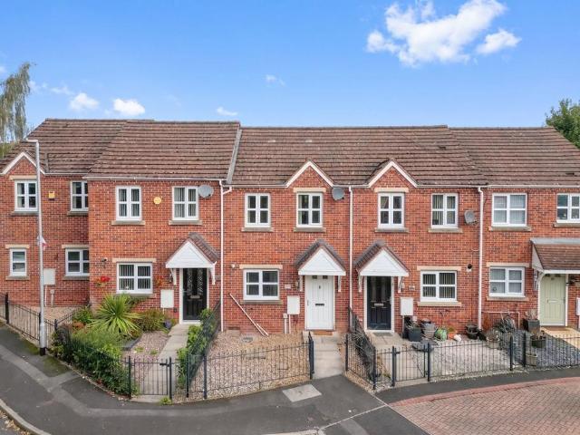 2 bedroom terraced house for sale